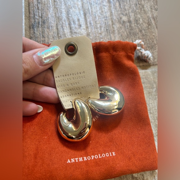 NEW NWT Anthropologie The Petra Drop Earrings: Chunky Edition - Picture 3 of 7